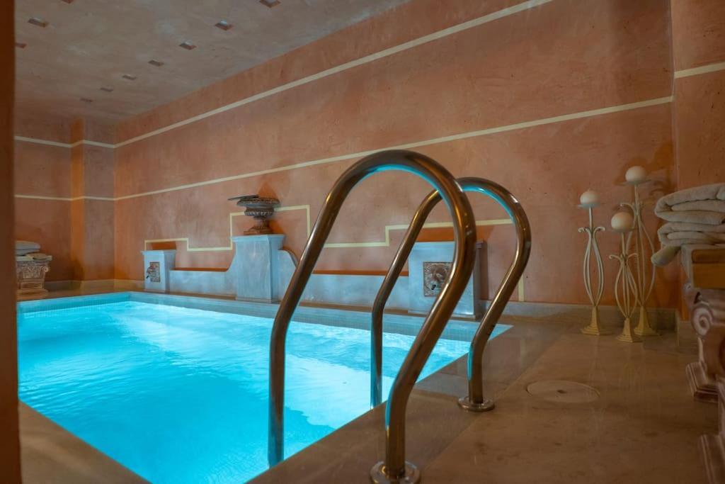 Unique Room With Indoor Pool & Attic Alli Meria Exterior foto
